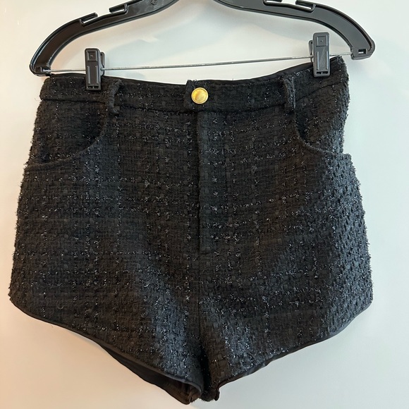 DEVON SHORT ASSIGNMENT - Picture 7 of 8